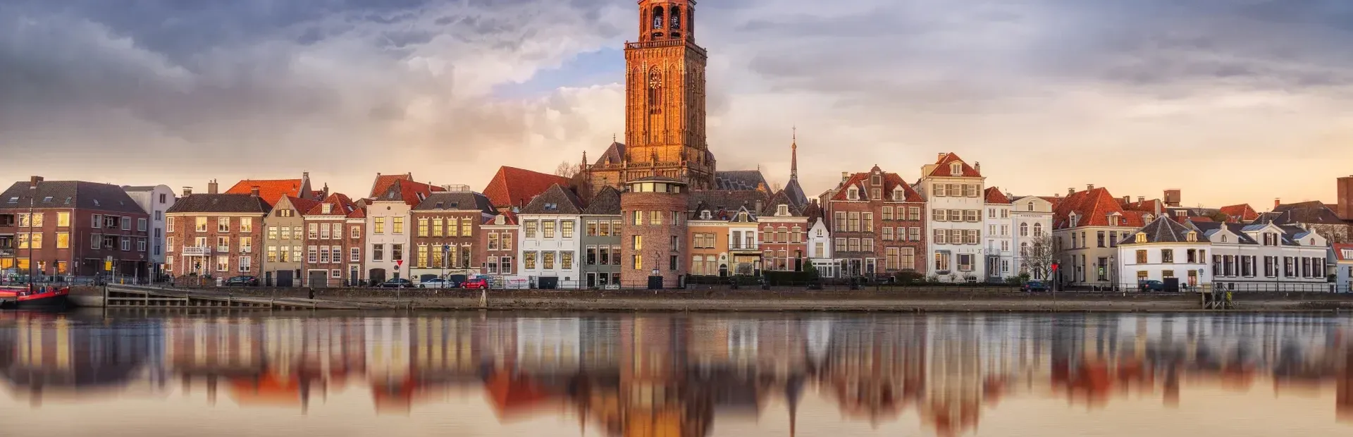 Deventer ijssel skyline unsplash